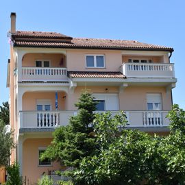 Lopar, apartments Andrea, Andrea and Dijana Andreškić